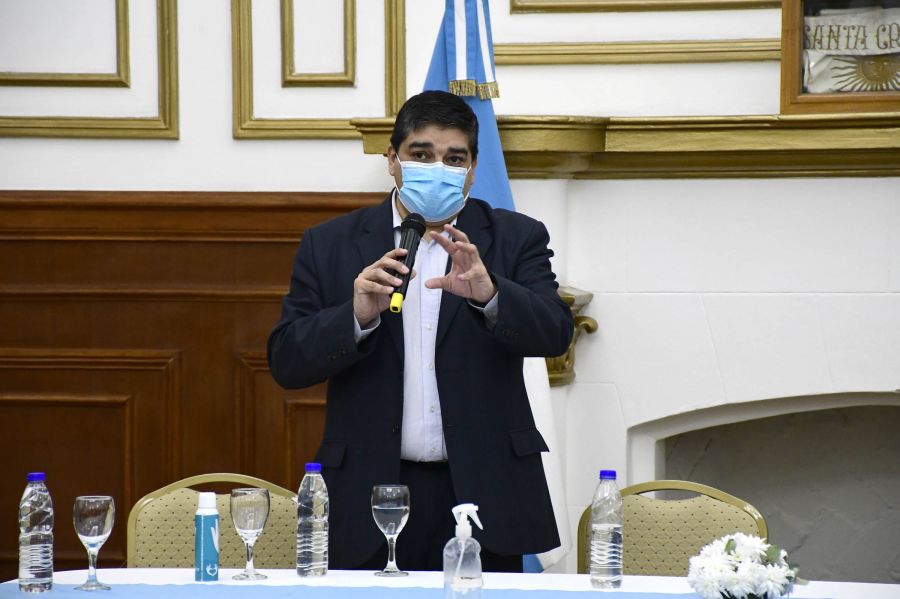 García recordó  que es el Estado Nacional quien tiene la facultad de decidir 