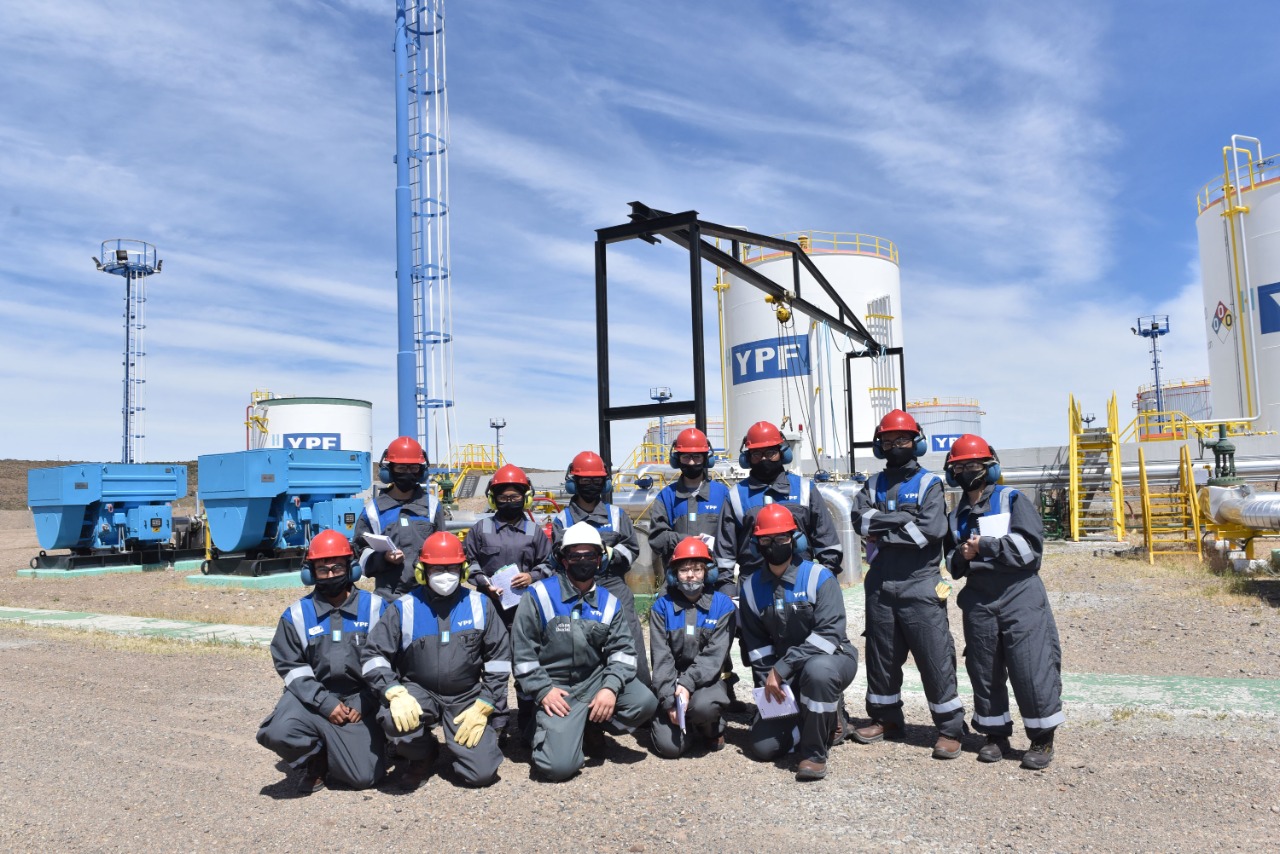 Fundación YPF organizó prácticas profesionalizantes para estudiantes del Industrial 10 de Caleta Olivia