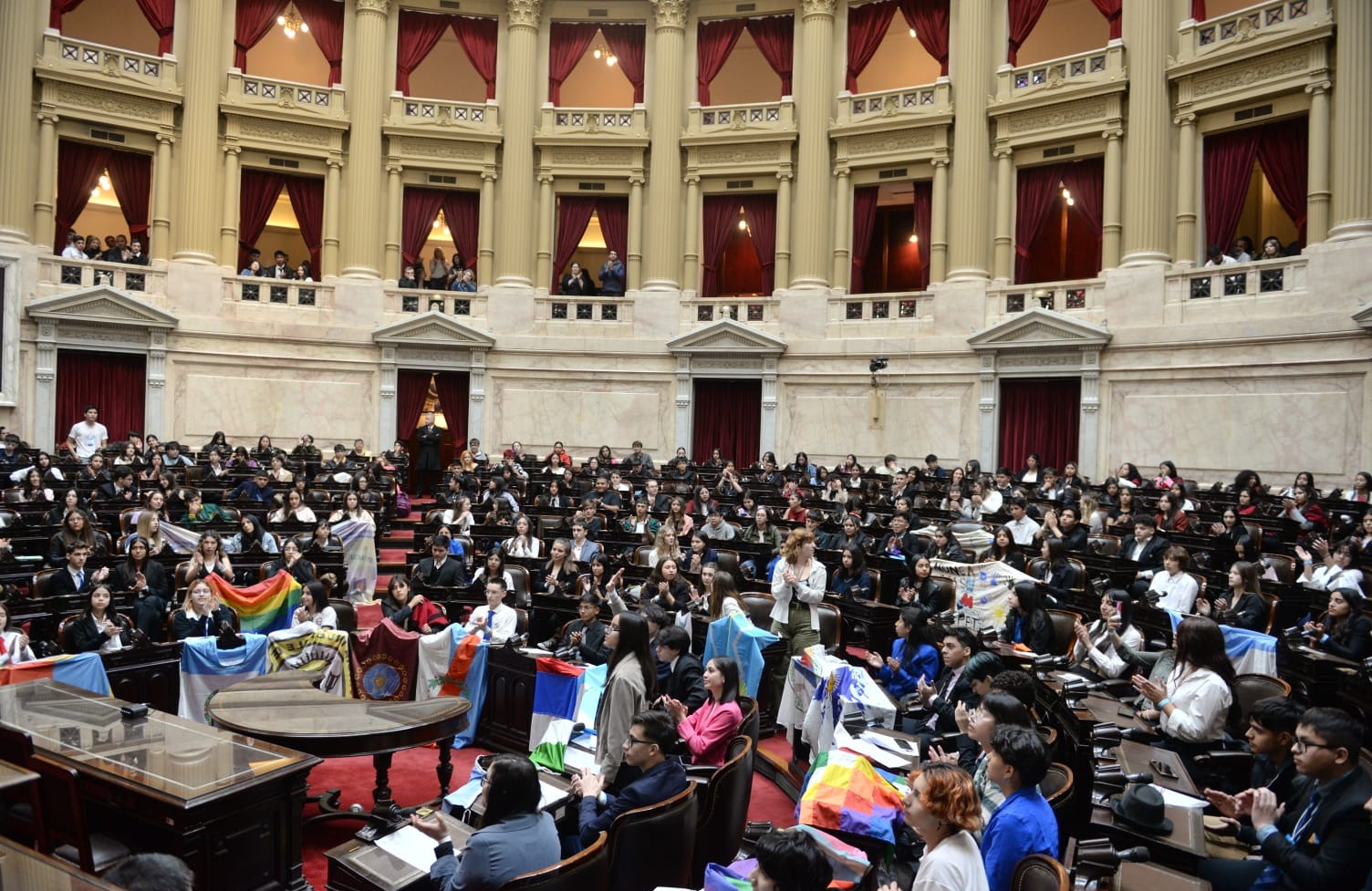 Preocupación por medidas que desamparan a los sectores más vulnerables y por el futuro de los medios públicos