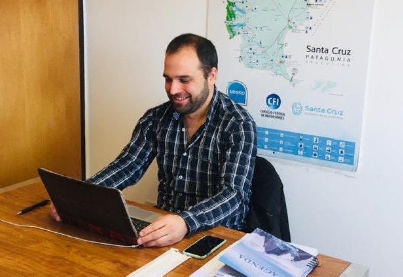 Gojan se reunió con el MOP: Santa Cruz pidió que Nación construya 8 escuelas técnicas