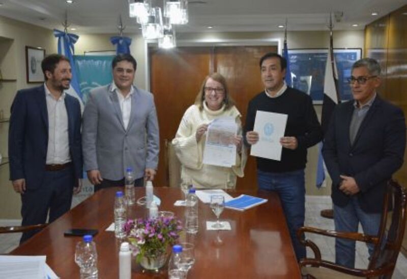 Acción Articulada: Alicia entregó resolución para avanzar en la construcción del estadio ARA San Juan