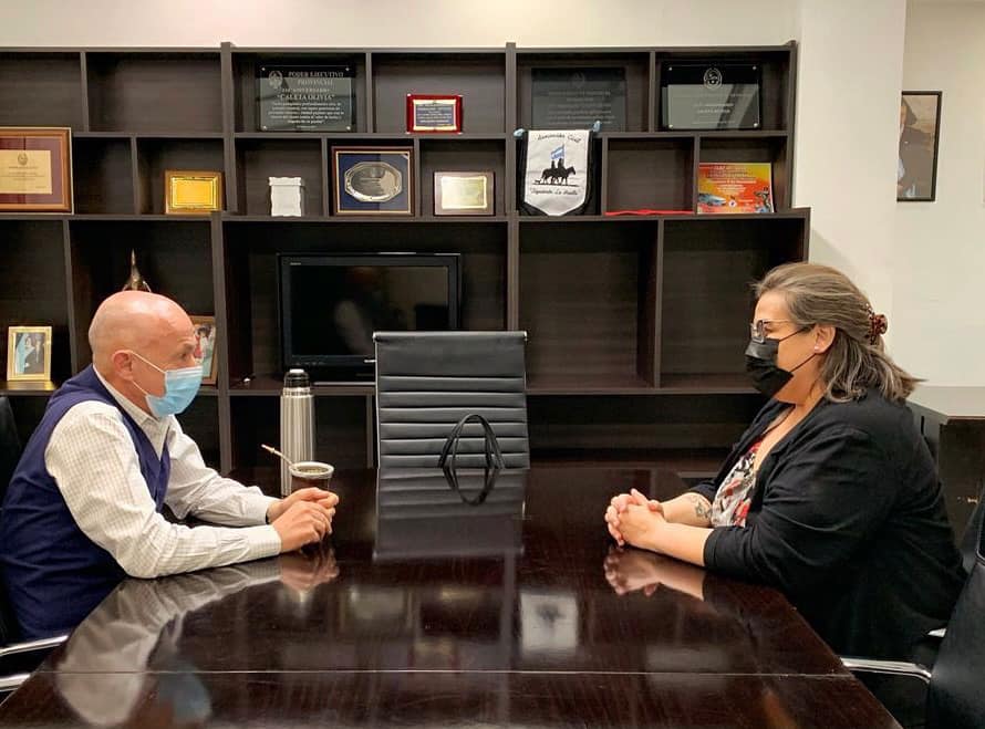 Cotillo se reunió con la presidenta de Urbano y anuncia inminente apertura del servicio