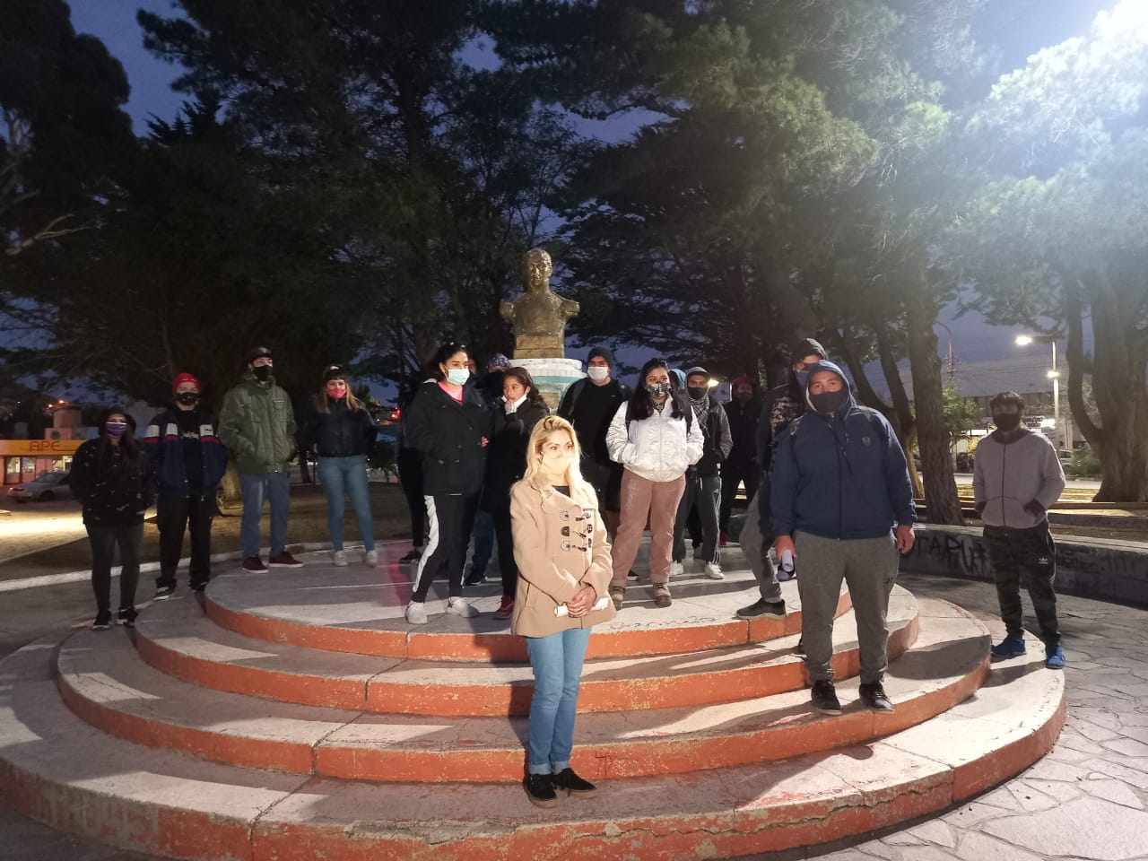 Cansados de esperar: desocupados deciden ahora si cortan la ruta 3