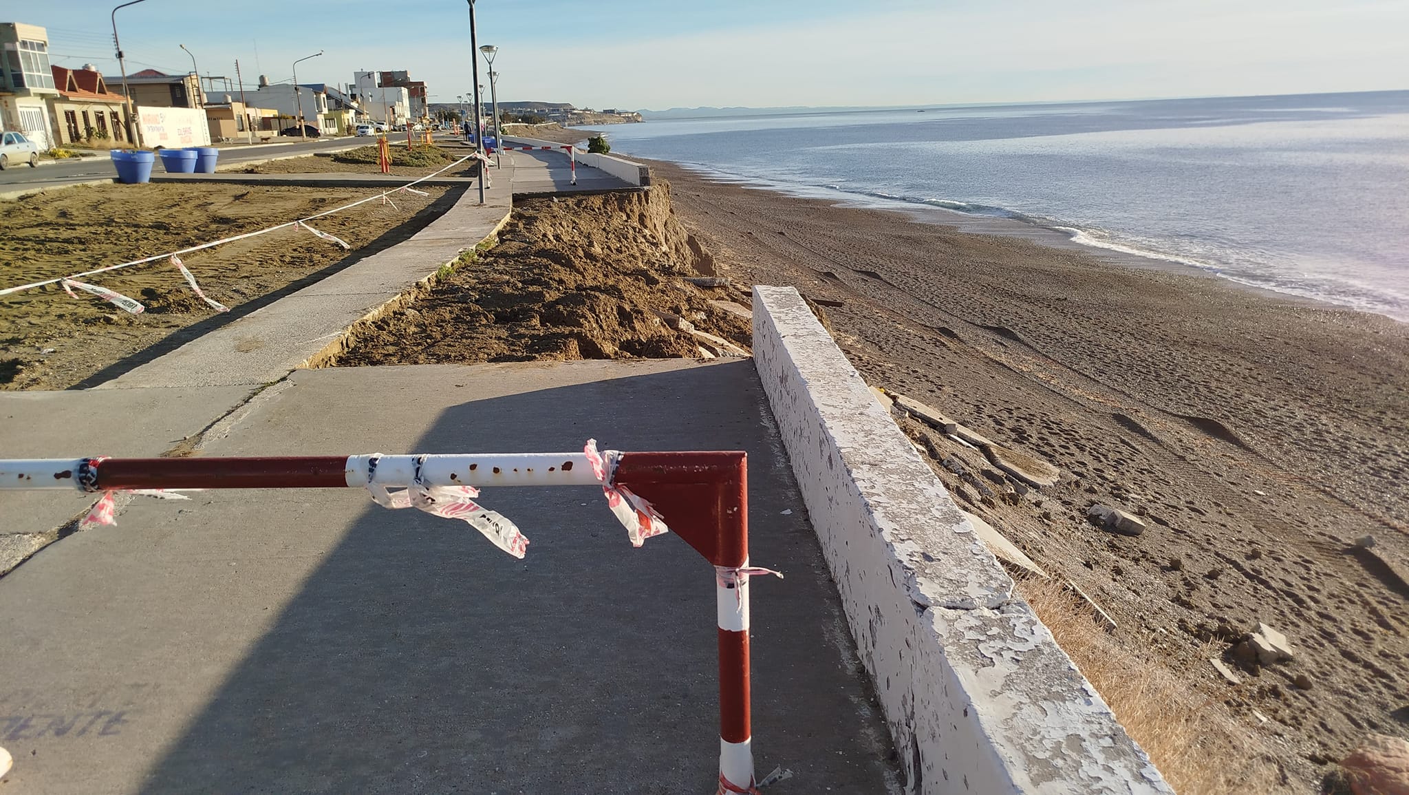 El Municipio realizó trabajo de reparación en la zona erosionada de la Costanera 