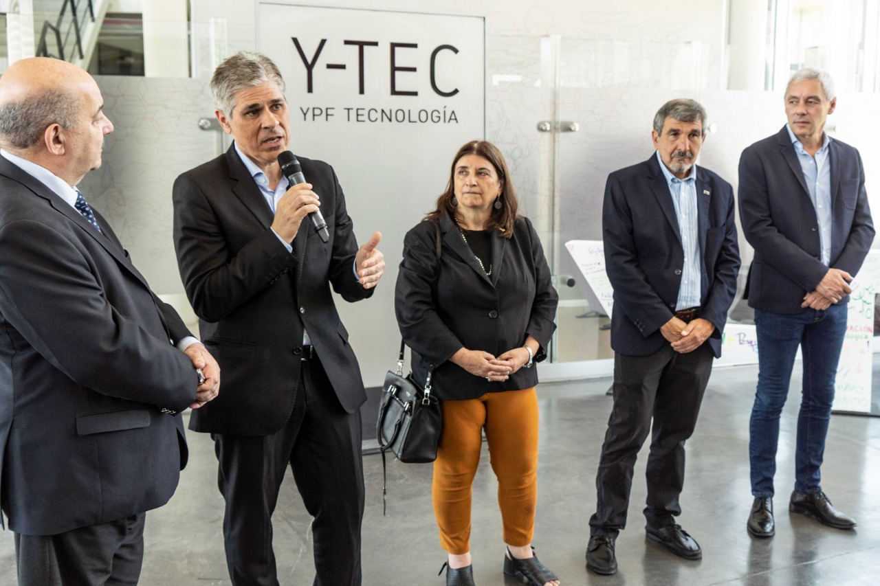 10 años de Y-TEC: Pablo González participo de la celebración de la empresa de tecnología de YPF y el CONICET 