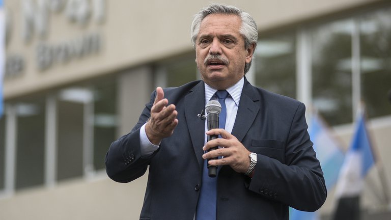 Estaba vacunado: Alberto Fernández dio positivo de coronavirus y confirmó que se encuentra aislado