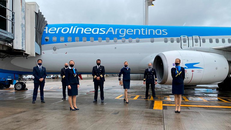 Aerolíneas Argentinas prepara un vuelo para el 21 de diciembre para ir a buscar las primeras vacunas a Rusia