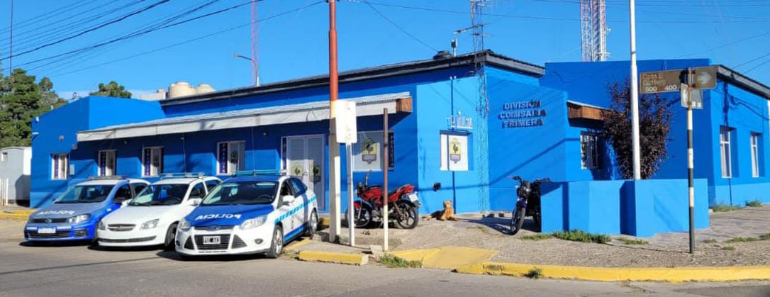 Caleta Olivia: Le robó un celular a una mujer pero un vecino lo interceptó e hizo que lo devolviera 