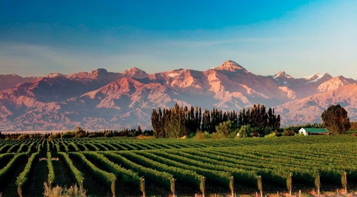 Verano 2022: cinco destinos baratos para visitar en estas vacaciones