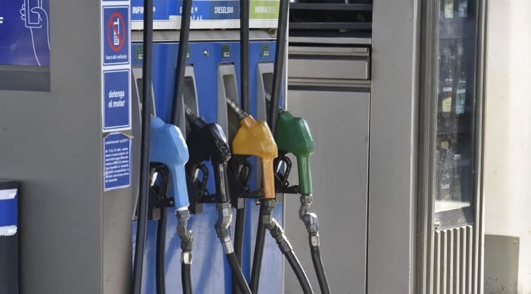 Oficial: la AFIP descongeló el impuesto a los combustibles y las naftas aumentaron un 6%, aunque la suba final podría ser más alta