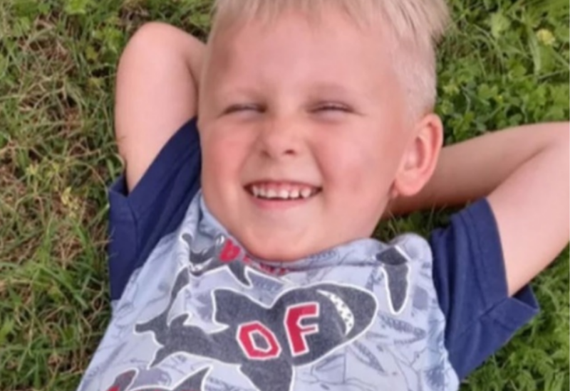 Nene perdió un brazo completo tras intentar acariciar a un perro pitbull en la casa de sus abuelos