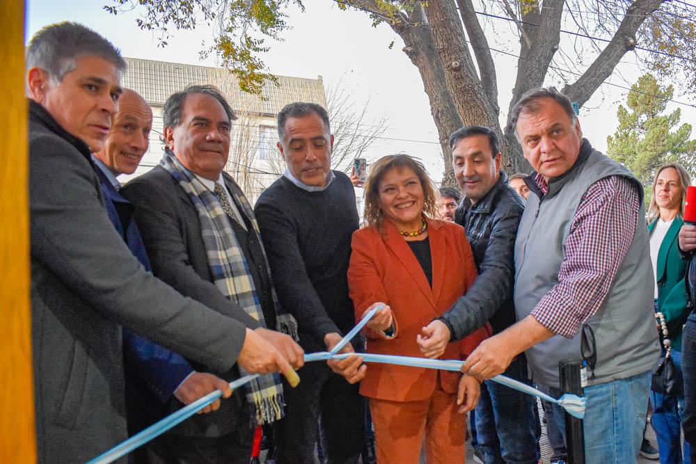 Grasso participó de la inauguración de la Casa de Caleta Olivia en Río Gallegos