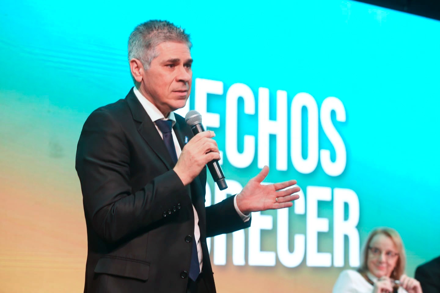 Pablo González en el Foro de Transición Energética en Santa Cruz