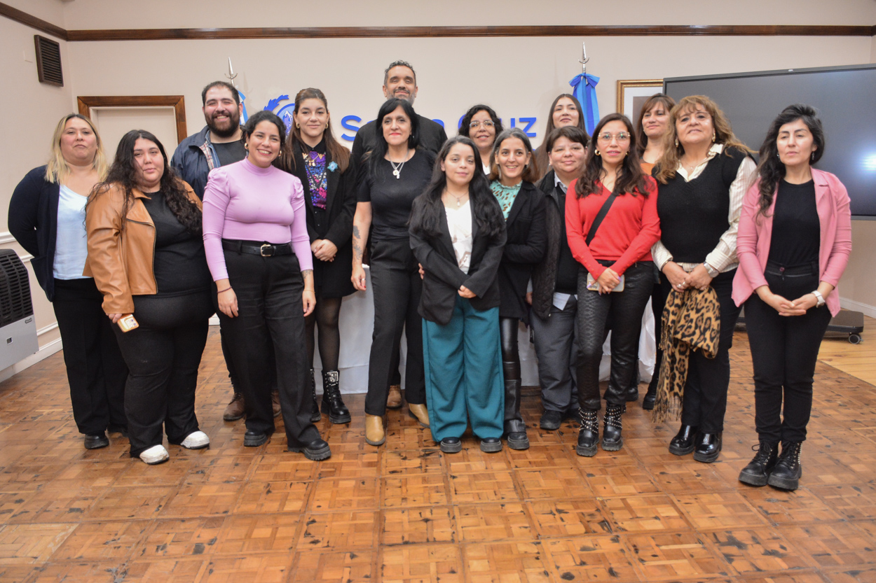 Santa Cruz puso en marcha el Programa Acompañar con financiamiento provincial para asistir a mujeres y diversidades en situación de violencia