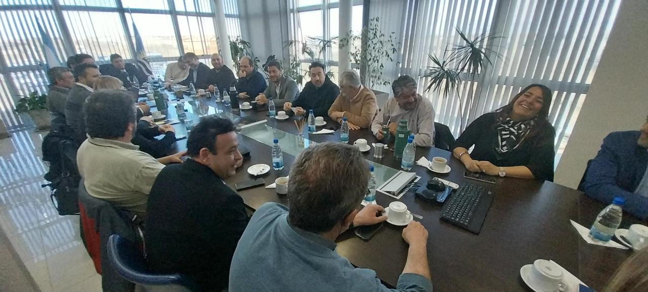 “La Vendimia 2026” continuó con degustaciones, emprendedores y espectáculos artísticos