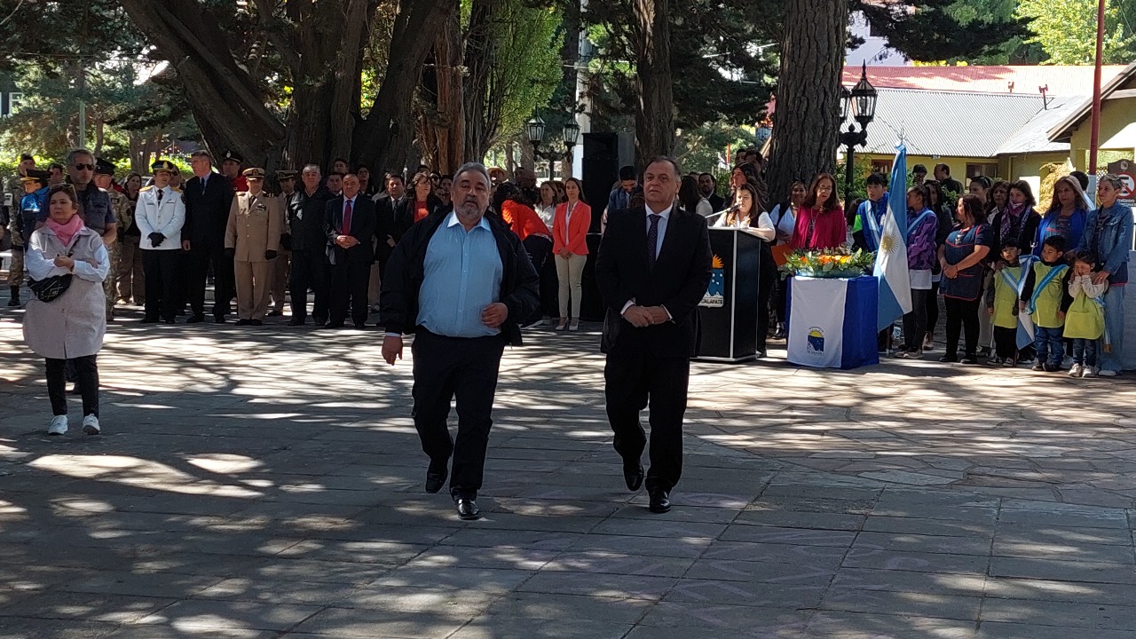 El Gobierno Provincial acompañó el 148° Aniversario del Lago Argentino
