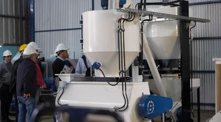 En qué consiste la maquinaria de última generación que llegará a Santa Cruz para impulsar la producción agrícola