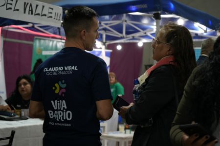 Comenzó Viva Barrio en Caleta Olivia con servicios y propuestas para toda la familia