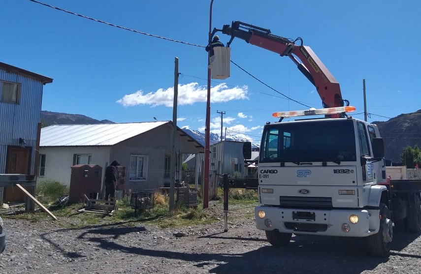 Continúa el plan de recuperación y mantenimiento de servicios en El Chaltén