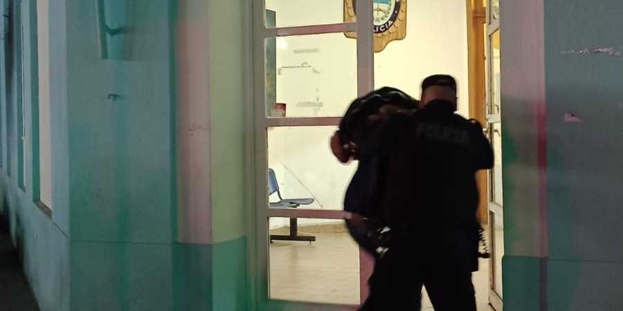 Comodoro Rivadavia: obligó a una joven a tocar sus partes y fue detenido por testigos ocasionales
