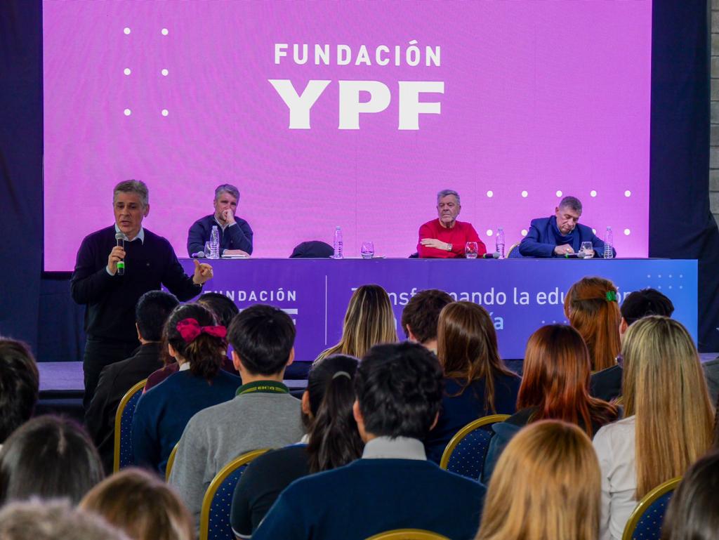 Fundación YPF presentó el Plan 