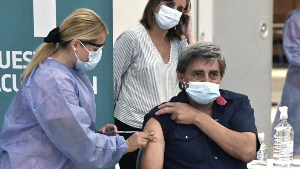 Expectativas por los primeros argentinos que recibirán la segunda dosis de la vacuna contra el Coronavirus