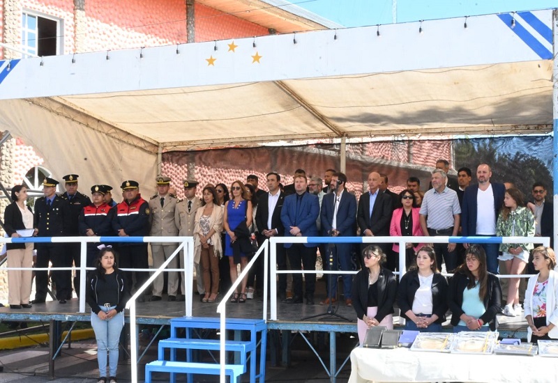 Juan Manuel Bórquez pidió acompañar el financiamiento para garantizar obras y empleo en Santa Cruz