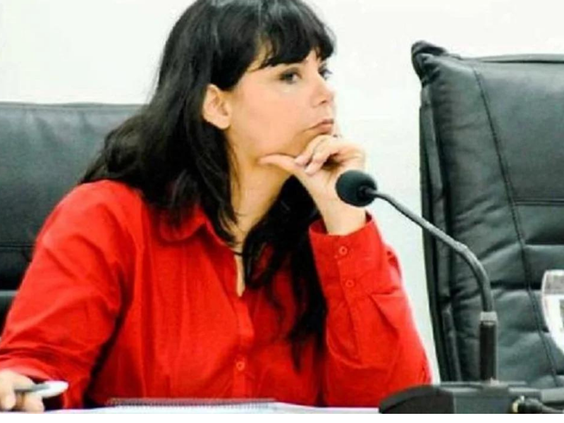 Efectivos de Pico Truncado reclaman paritarias y anuncian un quite de colaboración