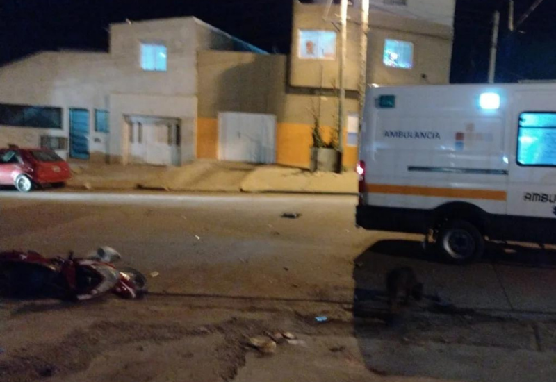 Atropelló con su camioneta a un motociclista en Comodoro, lo dejó herido en el piso y escapó sin ayudar