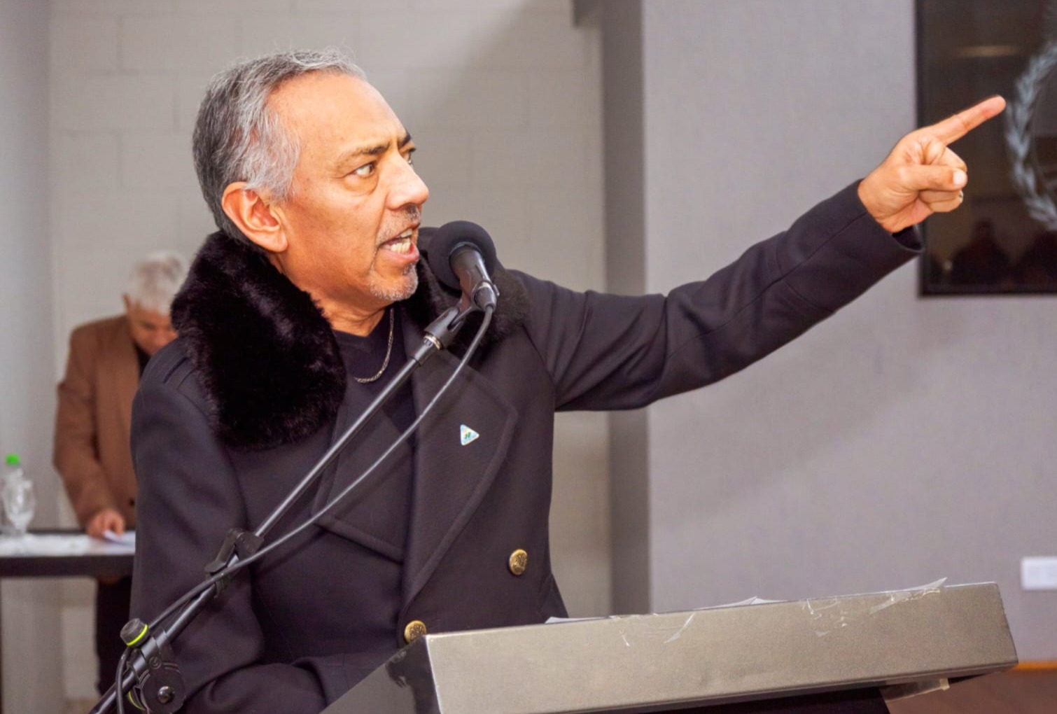 Soloaga critica propuesta de aumentar regalías mineras y rechaza la Ley Bases