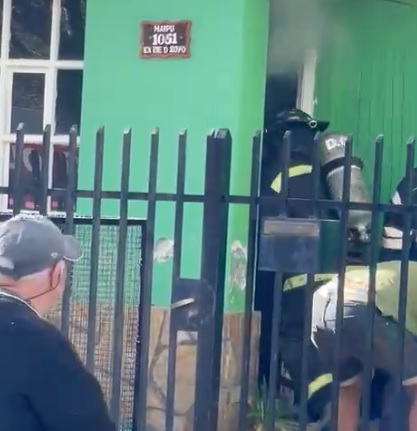 Barrio 3 de Febrero: se incendió el dormitorio en una vivienda familiar