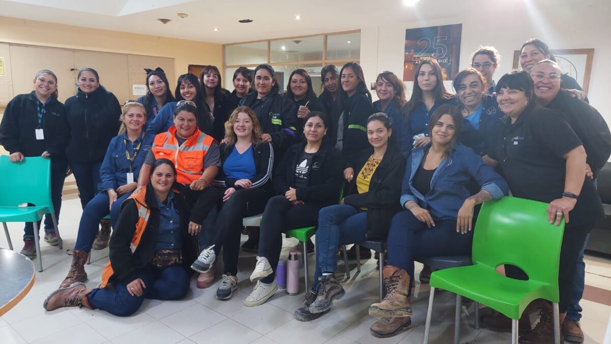 El 8M tuvo lugar en Cerro Vanguardia