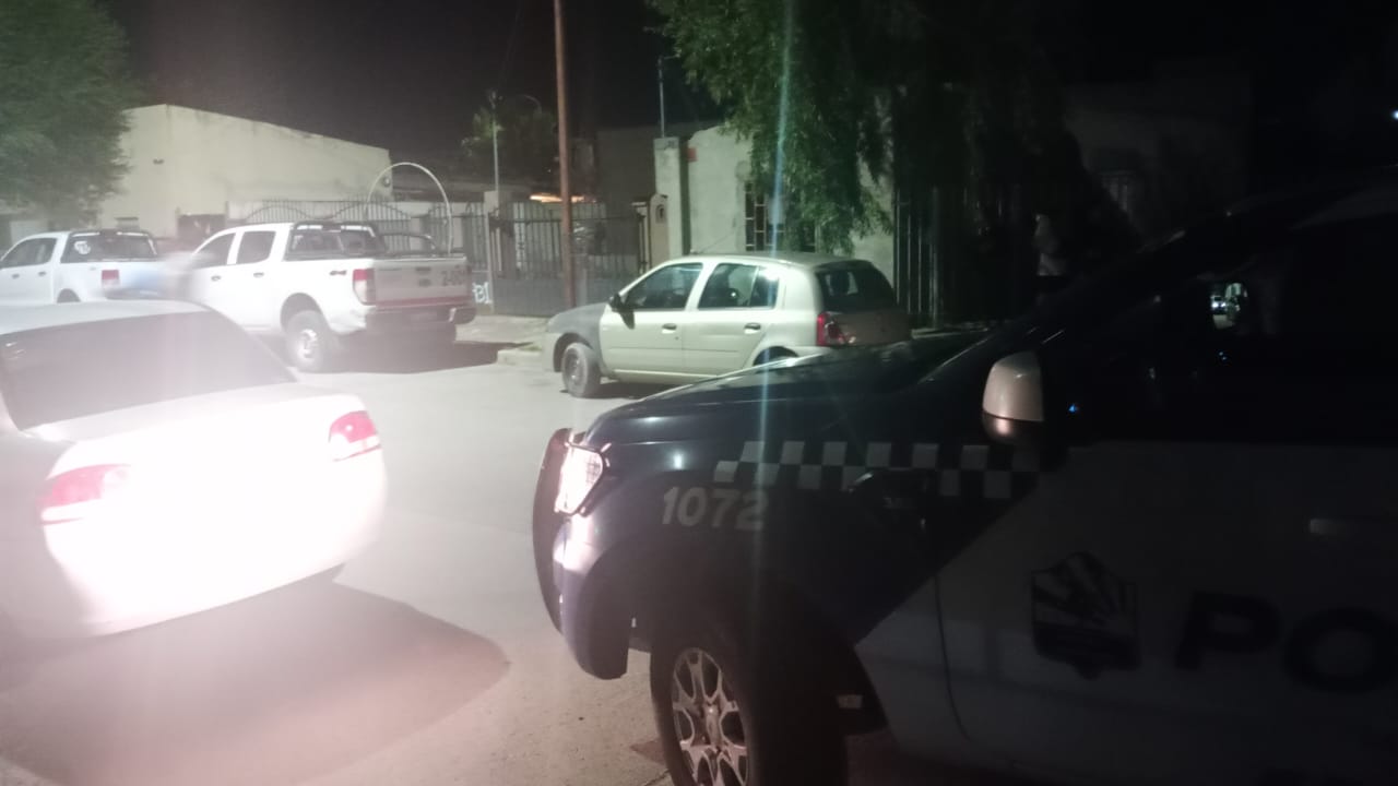 Se entregó el hombre que acuchilló a la actual pareja de su ex novia en el supermercado