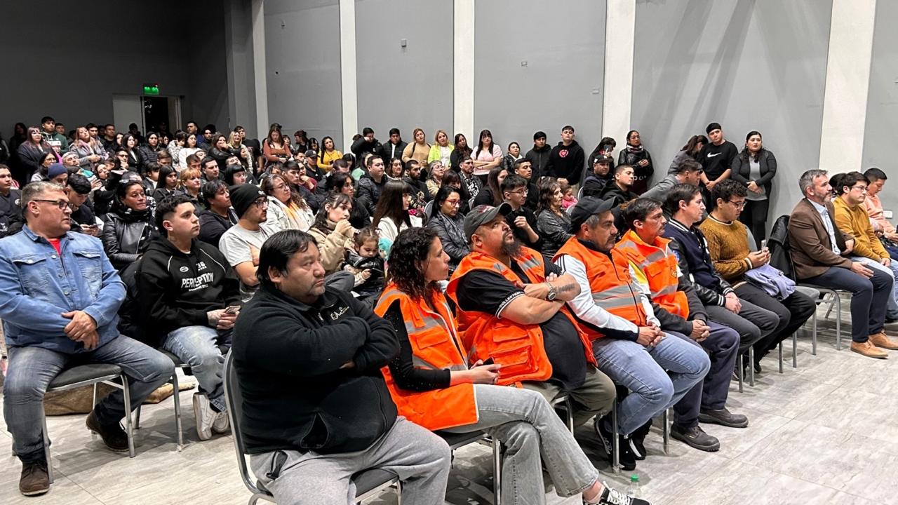 Municipio acompañó la capacitación provincial en maquinaria pesada y entregó certificados a los participantes