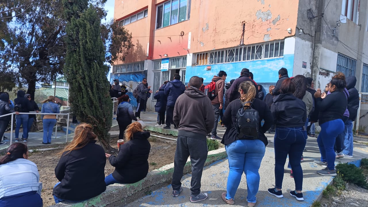 Vialidad Provincial intensifica el despeje de rutas y la asistencia ante el temporal de nieve