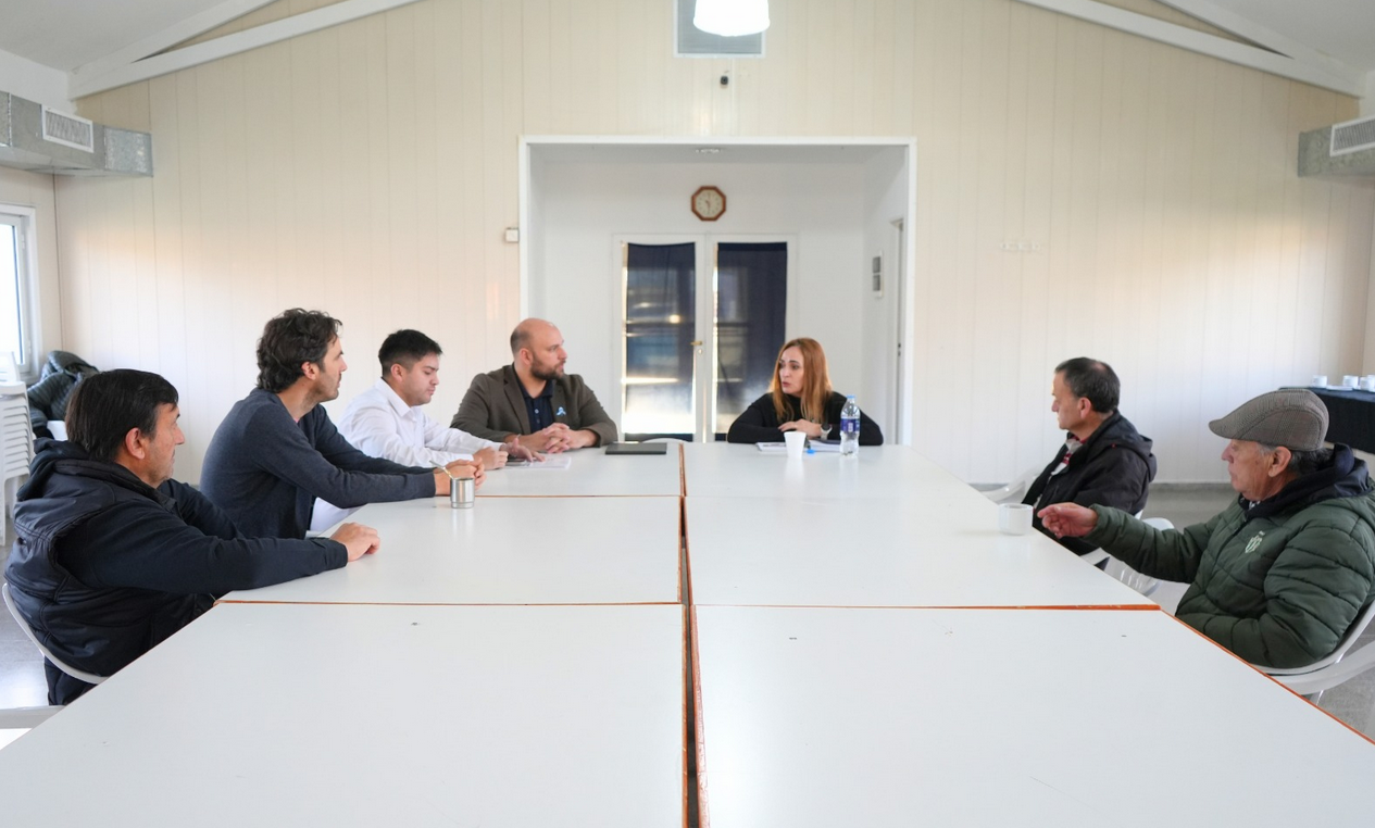 Guenchenen llamó a recuperar el sentido político de Mayo y defendió la educación como parte de un proyecto de provincia
