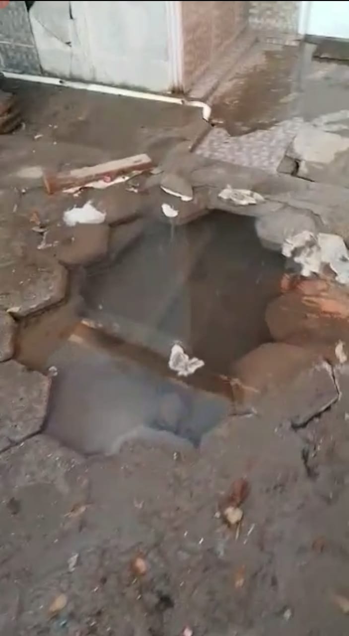 Importante derrame de agua en barrio San Cayetano