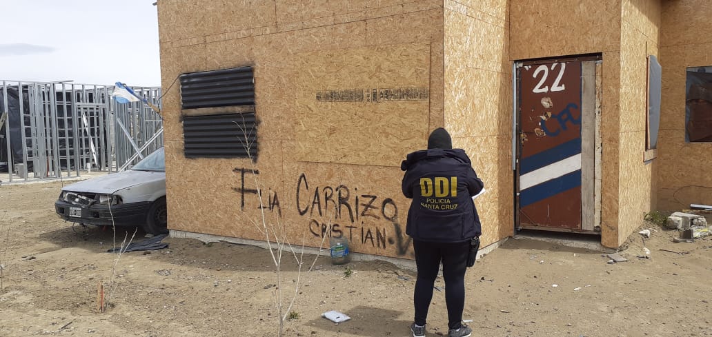 Operativo de DDI en Caleta Olivia desarticula banda de estafadores que operaba en tres provincias