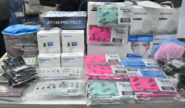 Desarticularon una red que fabricaba barbijos truchos