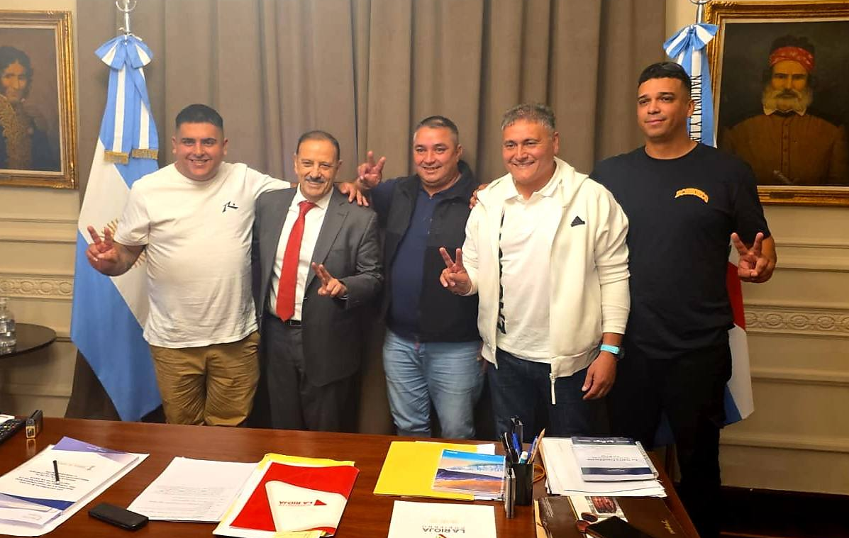 Puentes entre Santa Cruz y La Rioja: reunión con eje en la gestión y el trabajo