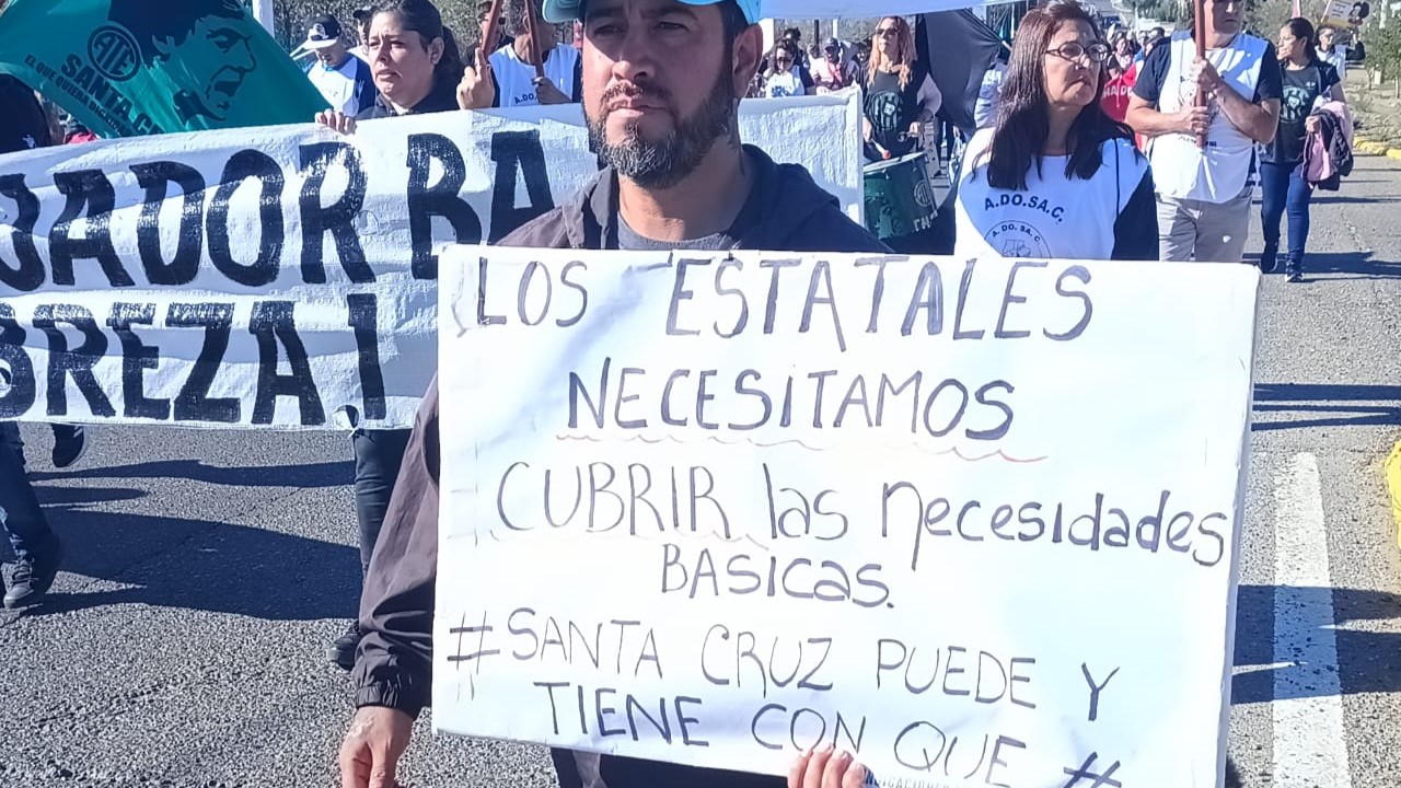 Enrique Papa: “Hay una manifiesta persecución al gremio docente de Adosac”