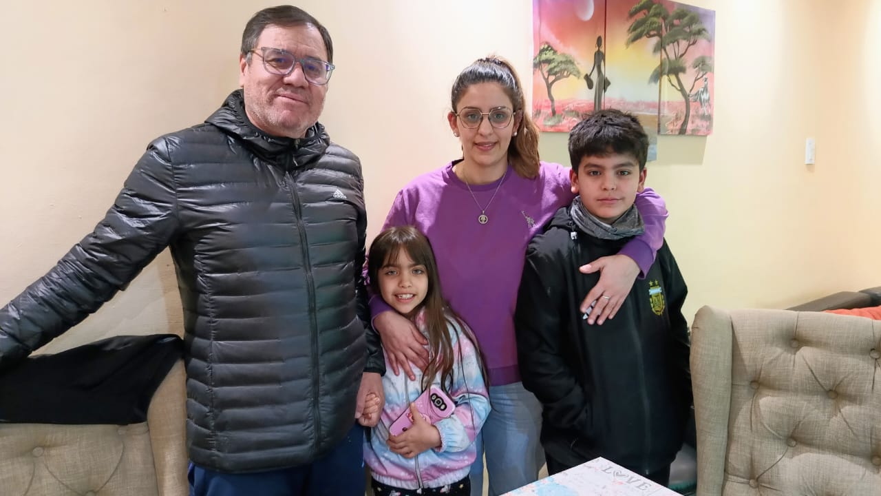 Vecinos de barrio Ceferino solicitan la finalización de la plaza y la colocación de los juegos saludables