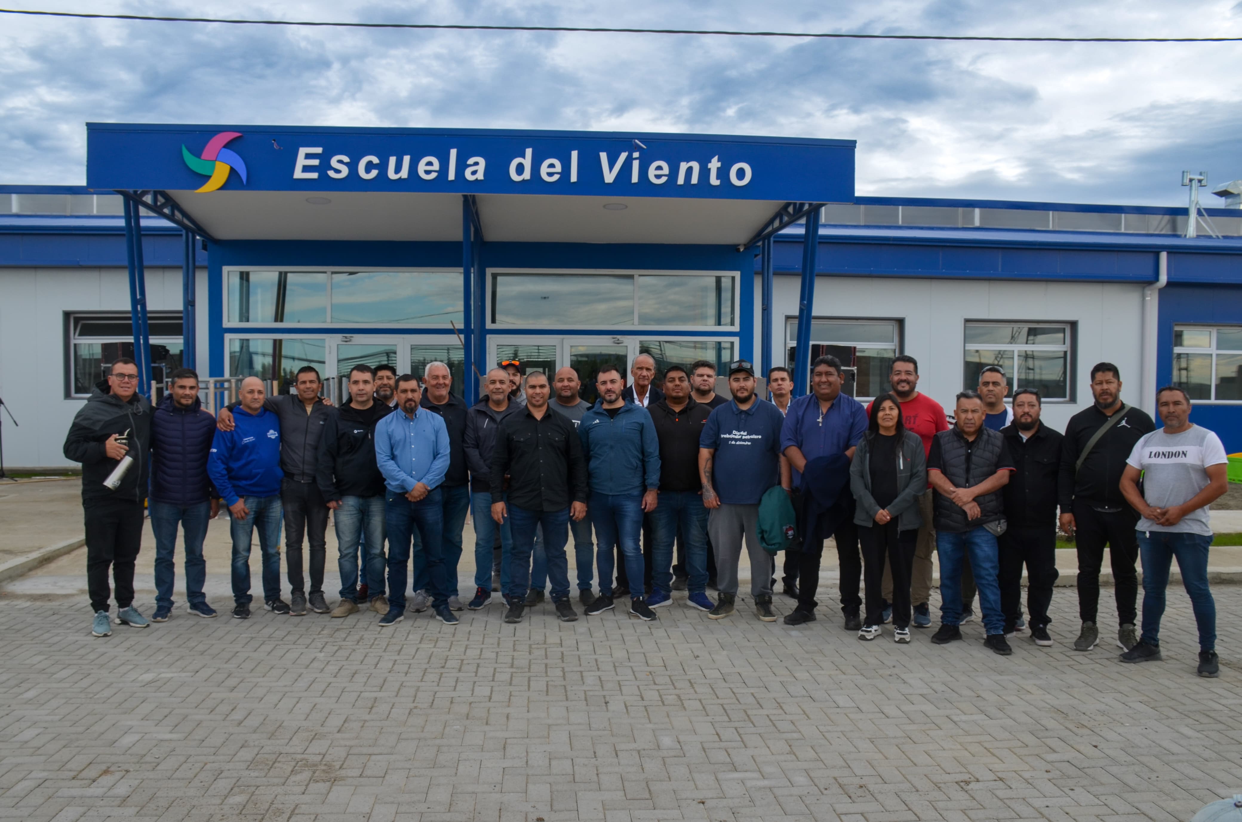Güenchenen recorrió la Escuela del Viento: El proyecto con orientación agropecuaria 