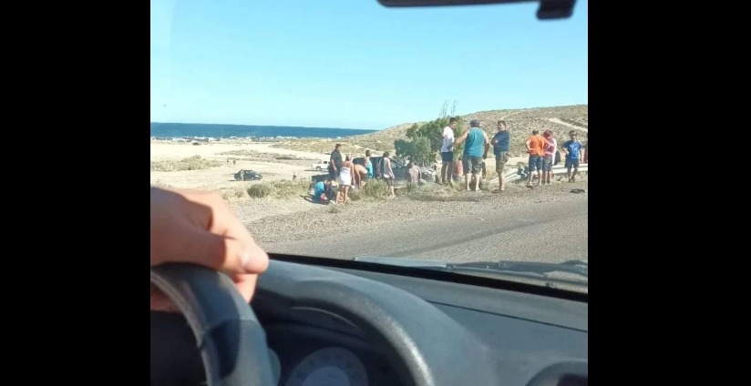 Una camioneta y un camión chocaron de frente en la Bajada de Los Palitos