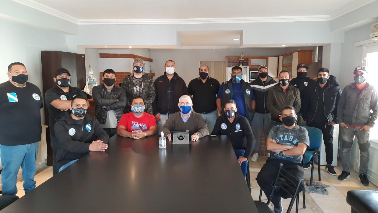 Caleta Olivia dirá presente en la Feria Internacional del Libro con El libro de Cuistóteles