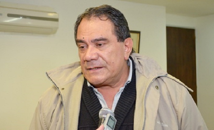 Julián se reunió con Cotillo y adelantó que pedirá igual tratamiento que los empleados provinciales