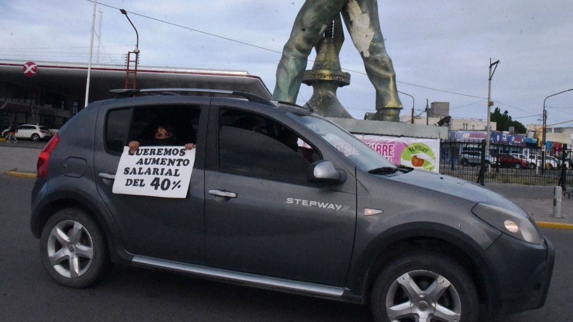 Municipales planean otra manifestación, por la recomposición salarial