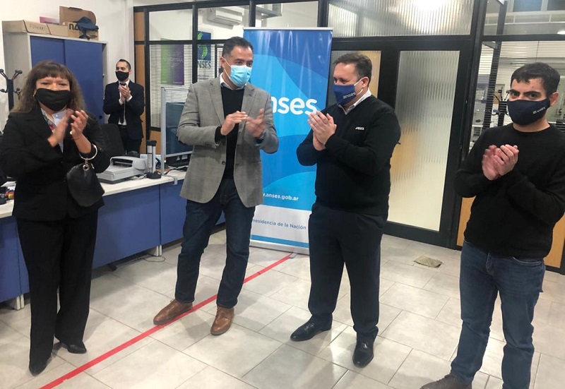 Marcando un fuerte compromiso con los sectores más necesitados, Oscar Yañez asumió como Gerente local de ANSES