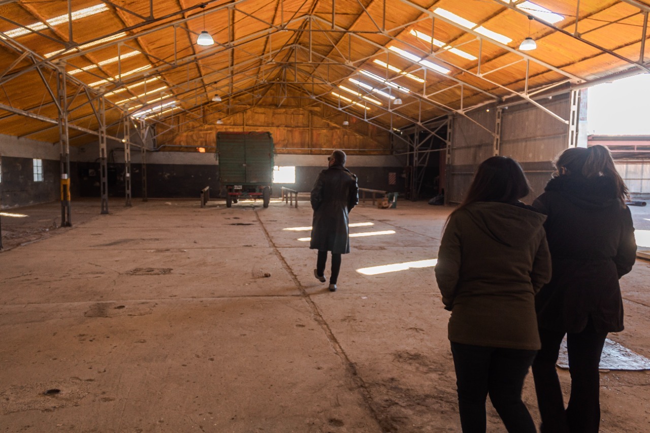 Cañadón Seco: destacan inversión millonaria en obras de recuperación edilicia