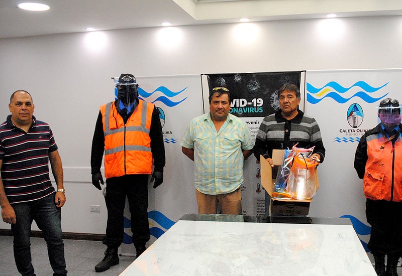 Escuelas Técnicas continúan entregando material de protección a la municipalidad